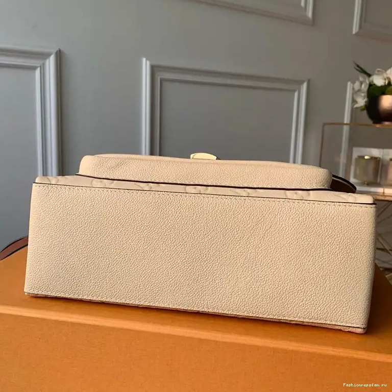 Fashionreps Bags 19T1L0722 LV 0803